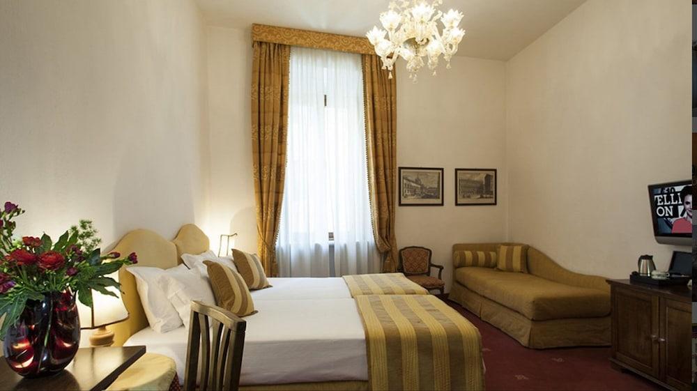 Hotel Columbia Rom Exteriör bild