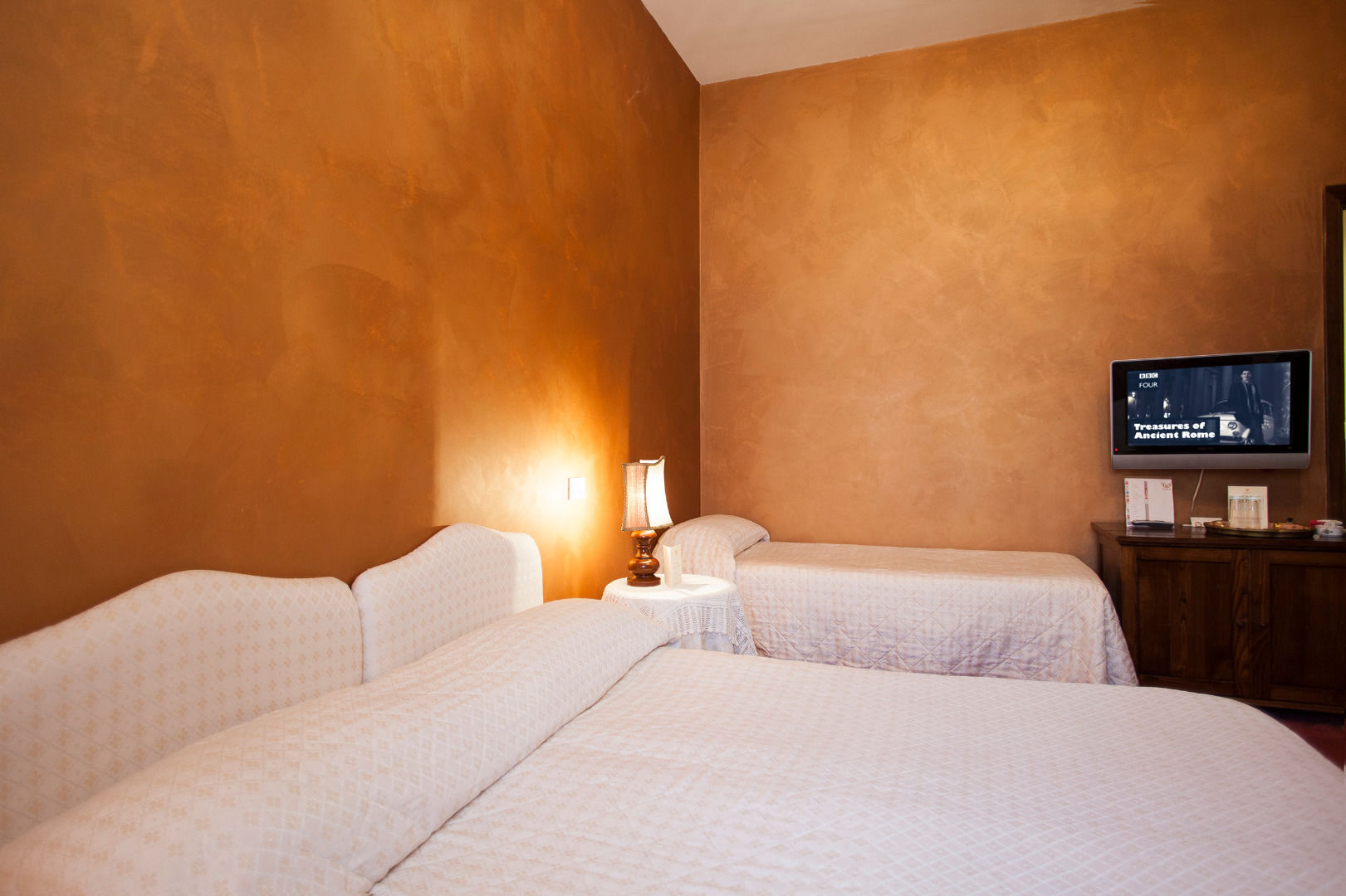 Hotel Columbia Rom Rum bild