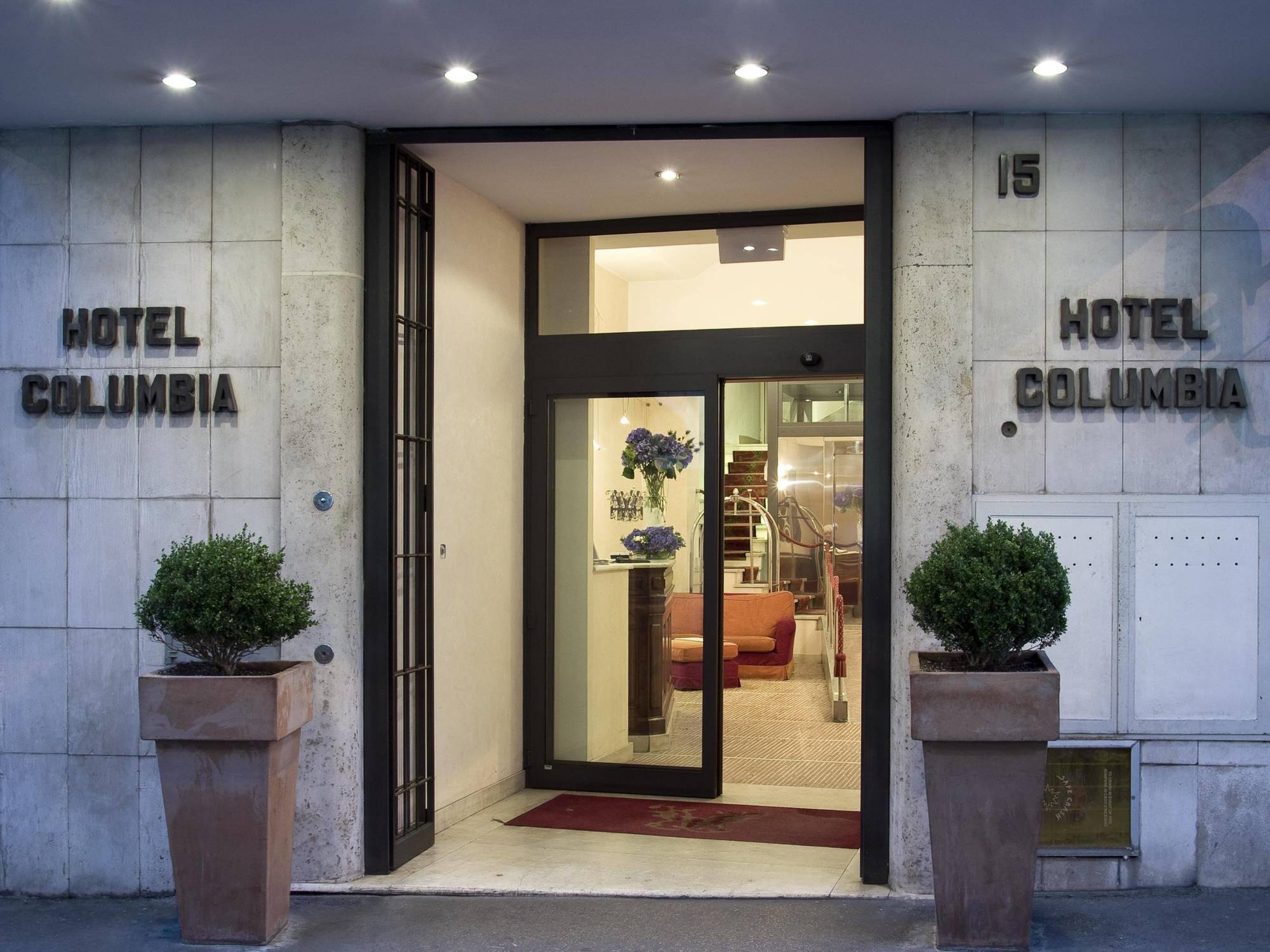 Hotel Columbia Rom Exteriör bild